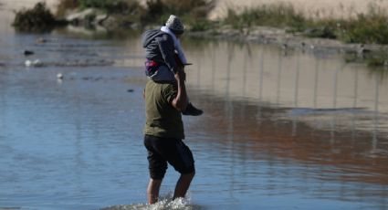Rescata grupo Beta a migrantes atrapados en Rio Bravo
