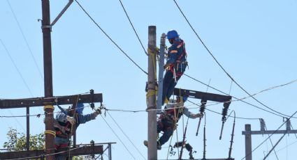 CFE restablece el 57% de la electricidad tras paso de huracán 'Lidia'