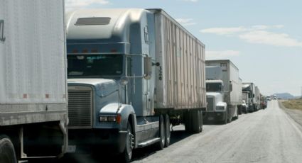 México busca acuerdo con EU para evitar aranceles a vehículos pesados