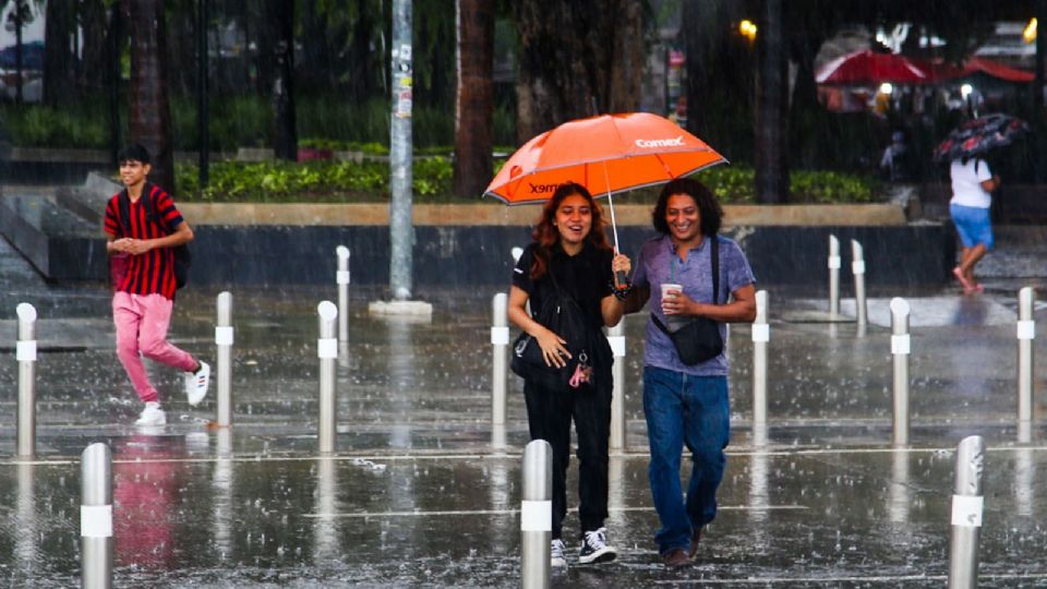 Remanentes del ciclón tropical Lidia provocarán lluvias en al menos 10 entidades del país.