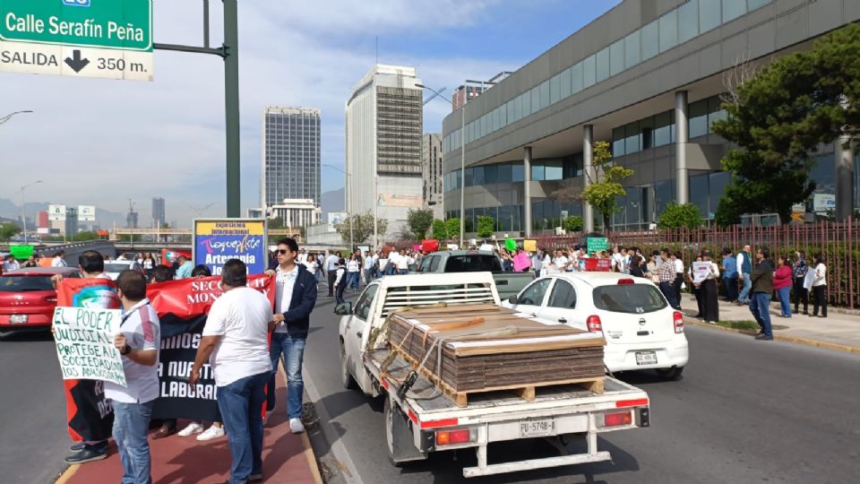 Protestan trabajadores del Poder Judicial