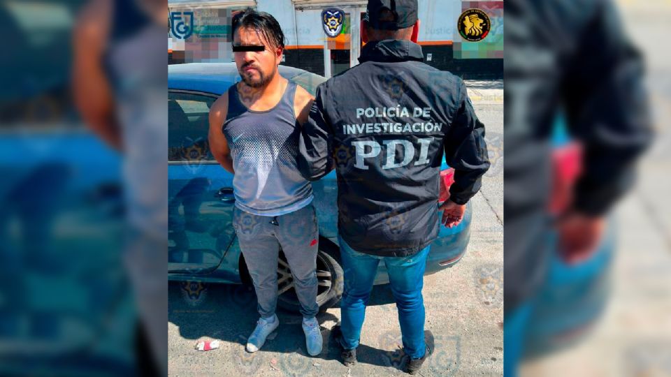 El servidor público fue arrestado en el estado de Nuevo León, con base en una orden de aprehensión.