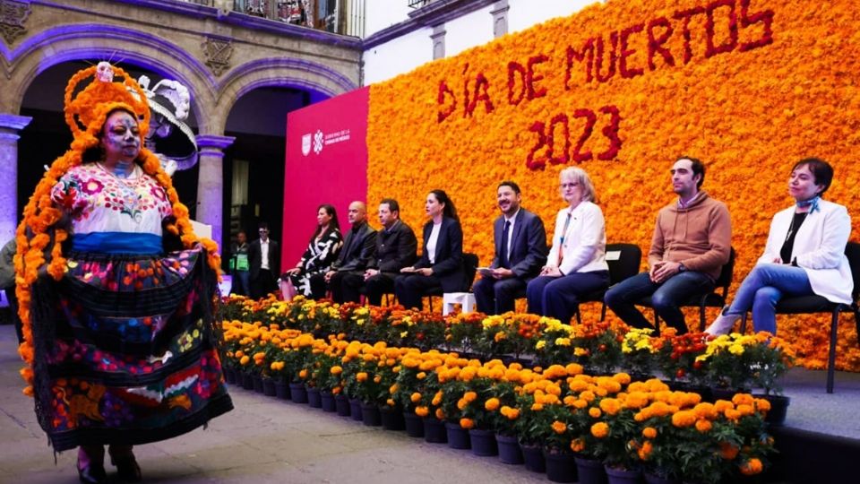 Canaco CDMX espera derrama económica millonaria por festejos de Día de Muertos