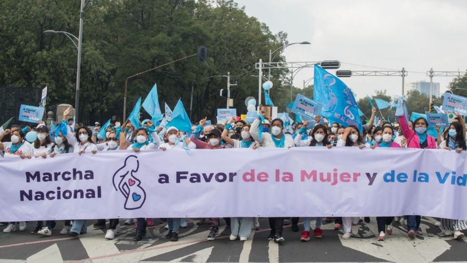 Se unen a la marcha Monterrey, Toluca, Guadalajara, Zacatecas, Córdoba, San Luis Potosí, Pachuca, Tijuana, Tlaxcala, Tepic, Acapulco, Cuernavaca y Querétaro.