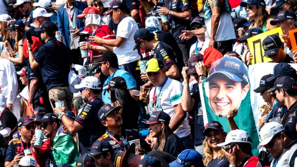 Afición en el GP de México.