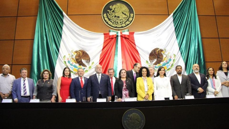 El secretario de Turismo del Gobierno de México, Miguel Torruco Marqués, compareció
ante la Comisión de Turismo de la Cámara de Diputados.
