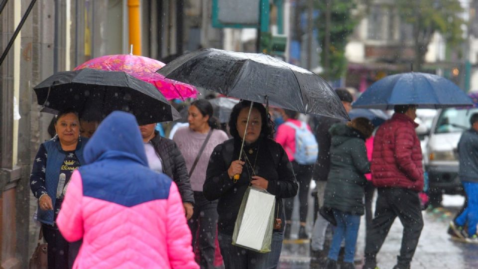 Continuarán las lluvias tras el ingreso de un nuevo frente frío.