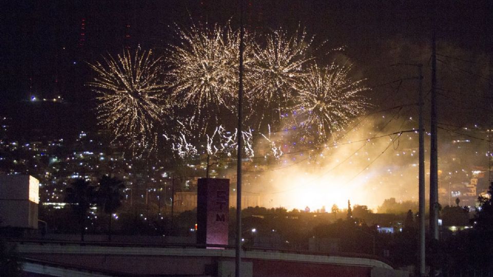 Proponen prohibir ciertos fuegos artificiales.