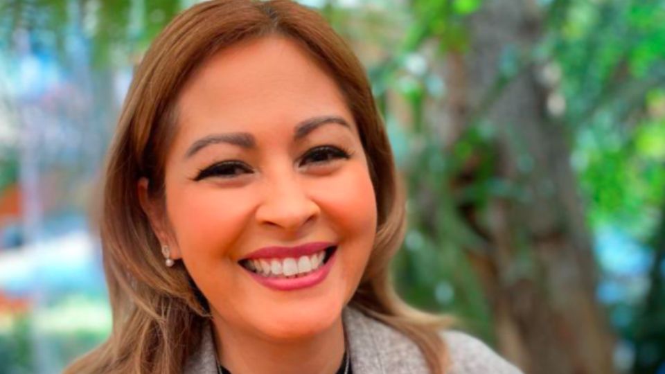 Lucy Meza,  senadora sin partido.