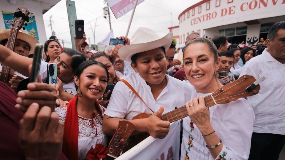 Claudia Sheinbaum llega a Veracruz para reiterar la continuidad de la 4T en su gobierno