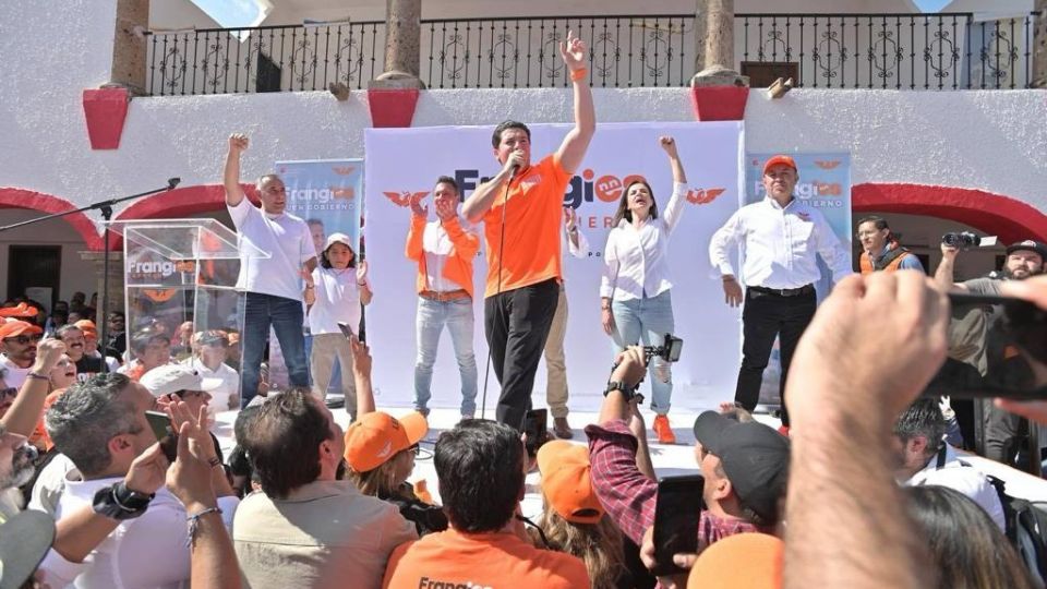 Samuel García visitó Zapopan, Jalisco, y después se trasladó a Colima.