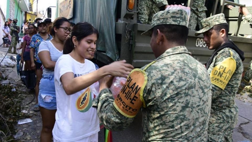 Ejército y Fuerza Aérea inician operaciones del Plan DN-III-E y Plan GN-A en Acapulco.