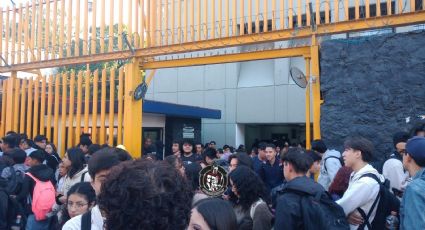 Toman Preparatoria 8 y exigen expulsión de directivos