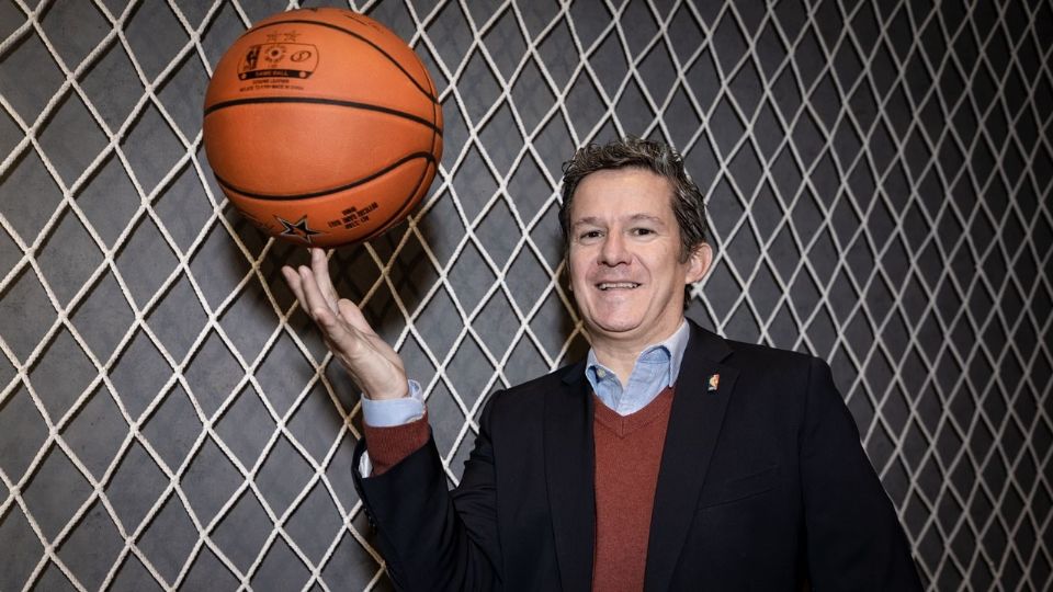 Raúl Zarraga, director de NBA México / Ilustración