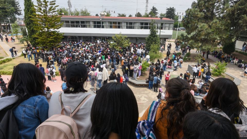 Estudiantes que proporcionen información falsa podrían perder su Beca Benito Juárez