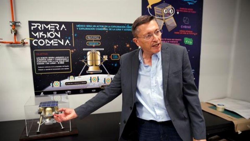 Gustavo Medina Tanco, doctor del laboratorio de instrumentación espacial del Instituto de Ciencias Nucleares de la UNAM, integrante del Proyecto Colmena.