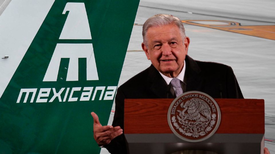 El presidente inauguró este martes el redespegue de Mexicana de Aviación.