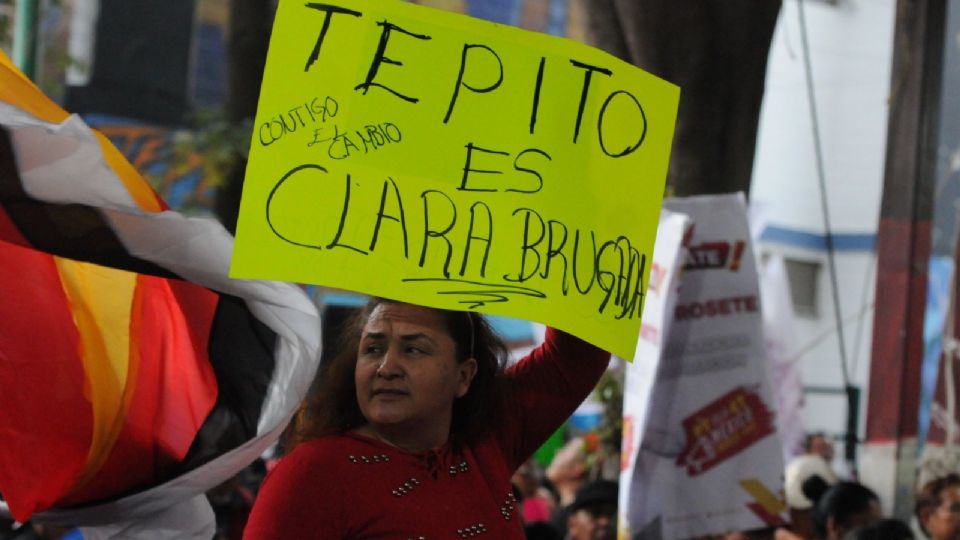 Vecinos muestra apoyo a Clara Brugada.