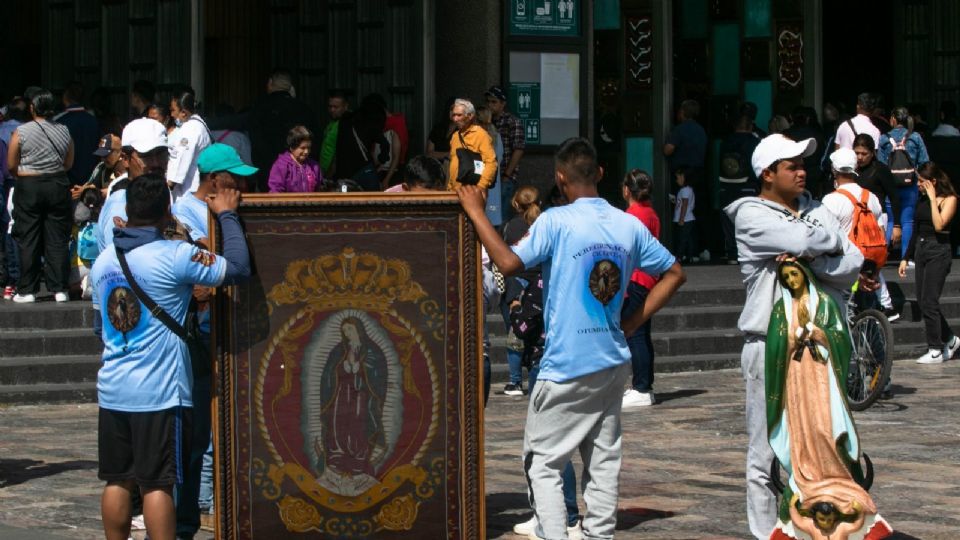 Fieles en la Basílica de Guadalupe.