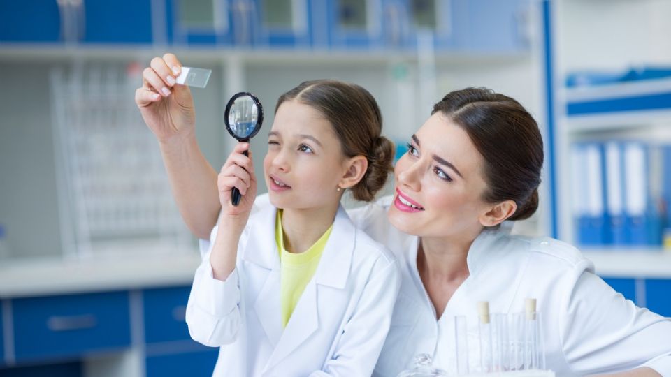 A través del jugos, los niños pueden interesare de forma activa en las ciencias, en especial en las matemáticas.