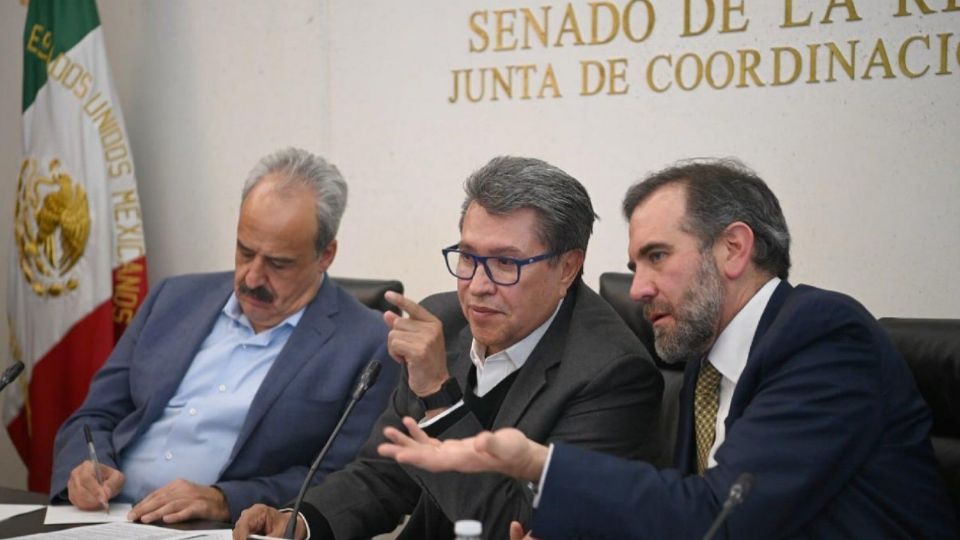 Jucopo del Senado se reúne con consejeros del INE.