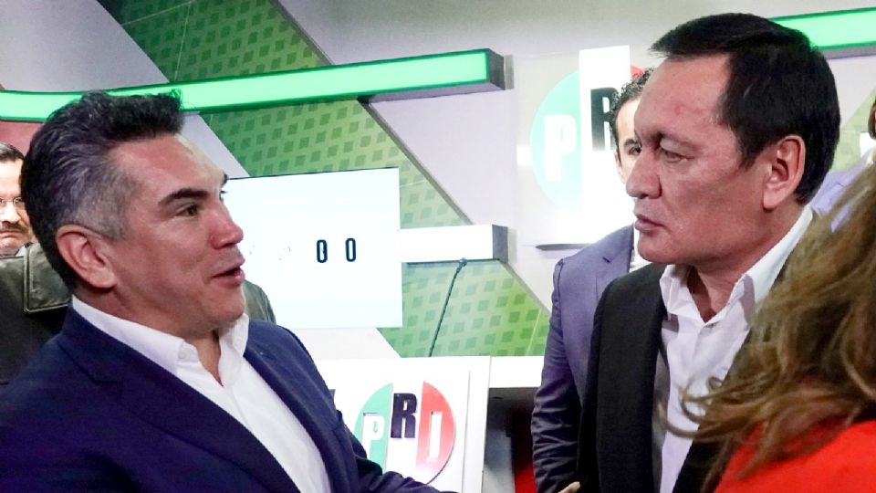 Alejandro Moreno, dirigente del PRI, y Miguel Ángel Osorio Chong, senador.