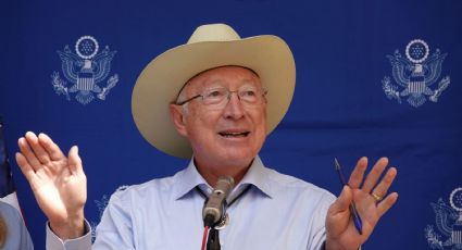 Felicita Ken Salazar a gobierno mexicano por paso crucial en campaña contra cárteles