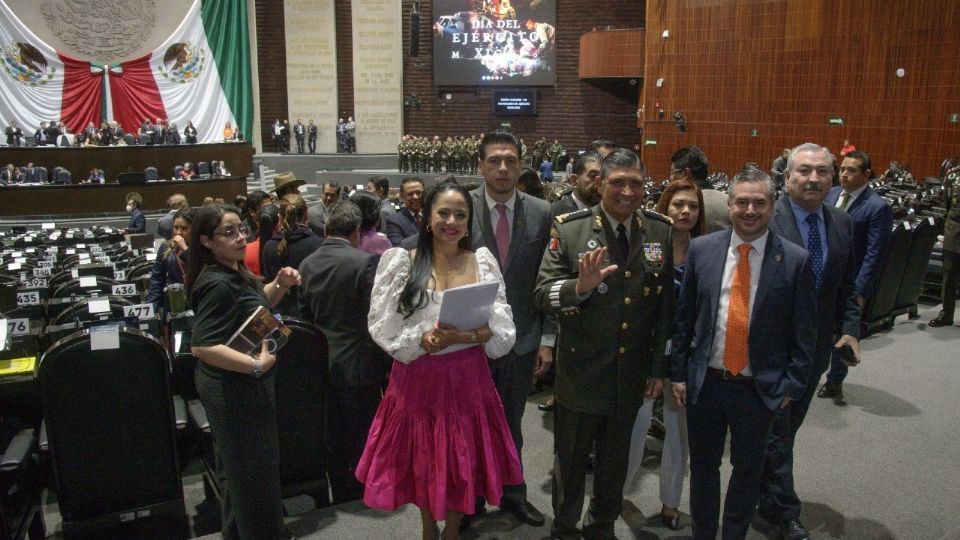 Día del Ejército en San Lázaro.