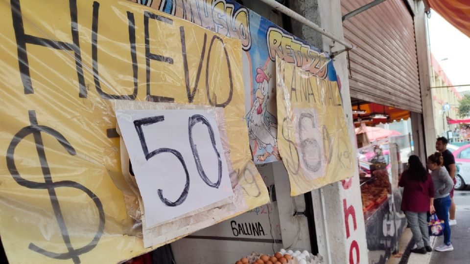 El precio del huevo va a la alza con precios que oscilan desde los 48 a los 52 pesos.