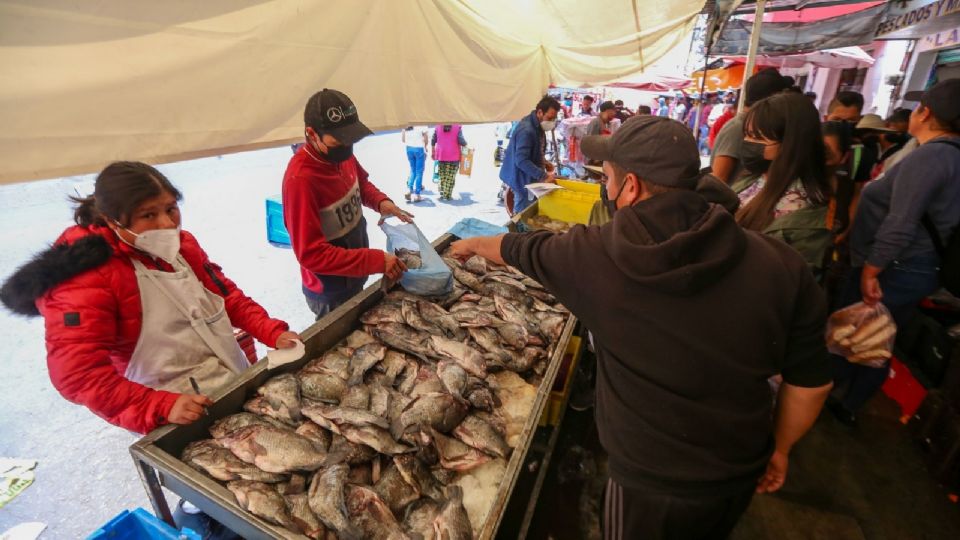 Venta de pescados y mariscos es supervisada por la Profeco este época de Cuaresma.