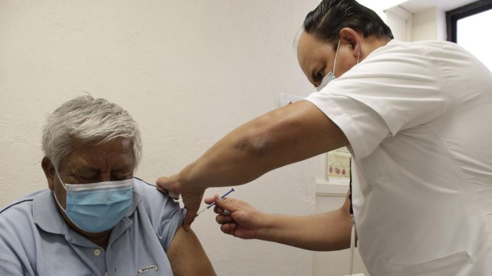 Más de dos millones de vacunas contra la influenza se han aplicado en la CDMX.