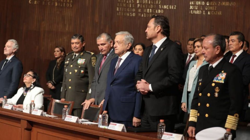 AMLO se refirió sobre el hecho de que la ministra, Norma Piña, no se para durante el protocolo del 5 de febrero.