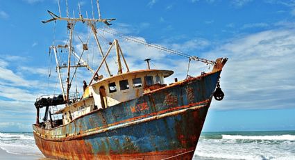 Náufrago sobrevive comiendo cátsup y Heinz busca regalarle un barco