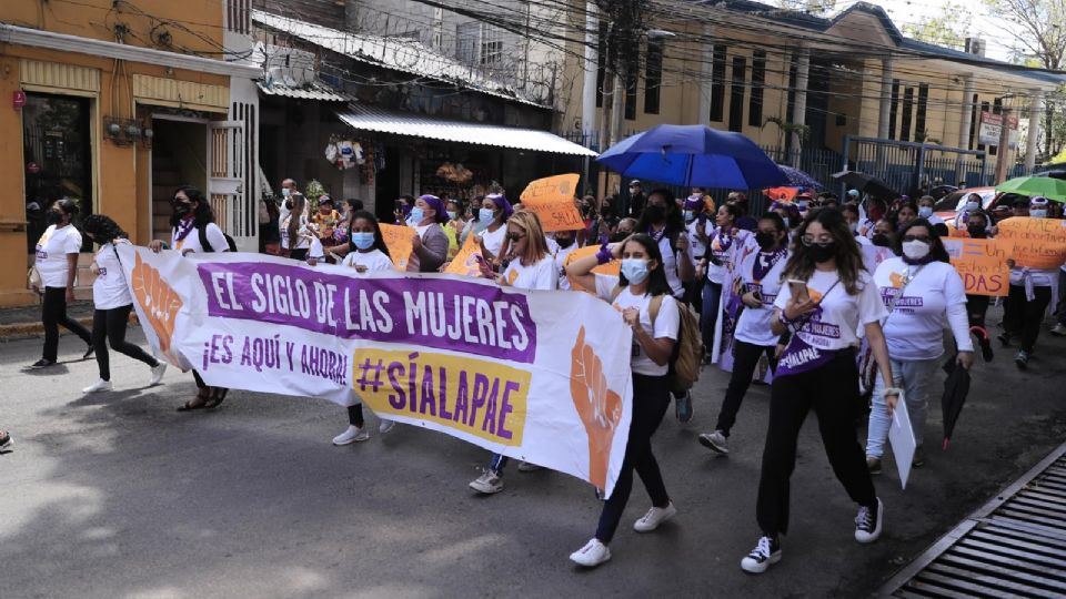 Mujeres de diferentes organizaciones feministas en Honduras