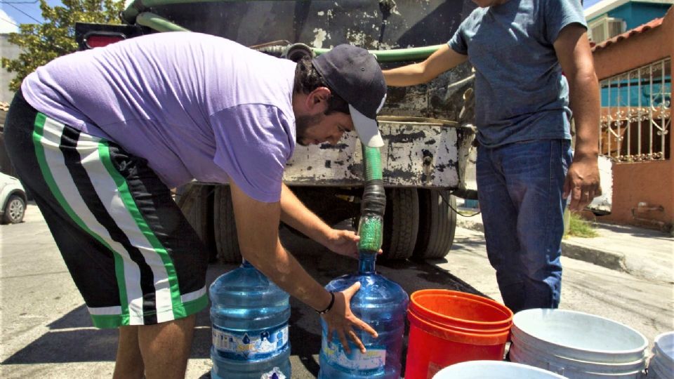 Empresas ayudarán al suministro de agua en la CDMX.