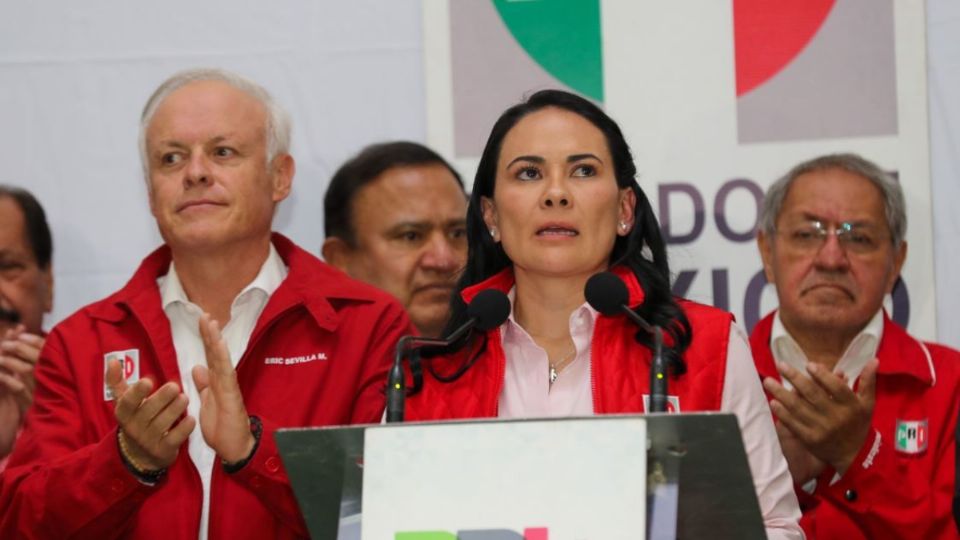 Alejandra Del Moral, precandidata electa de Va por el Estado de México.