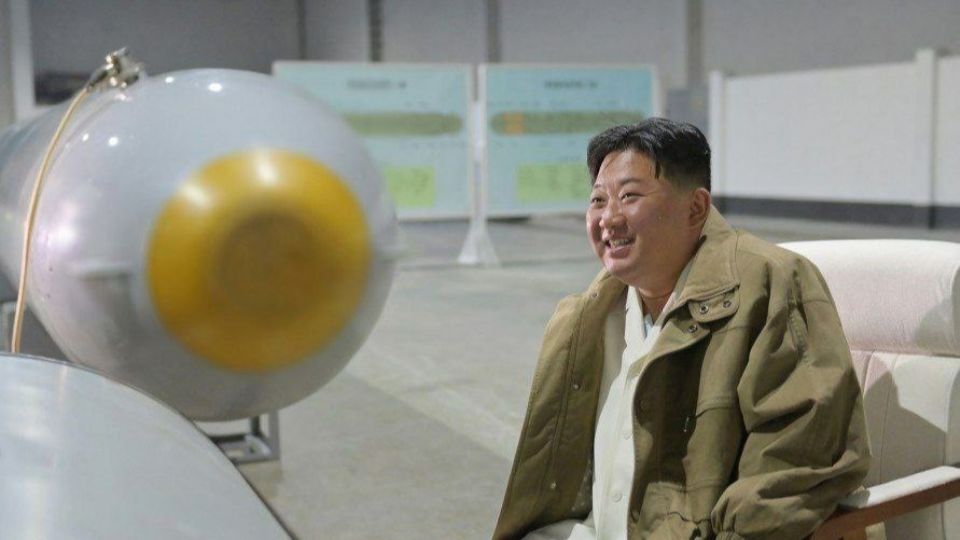 El líder norcoreano estuvo presente en las pruebas.