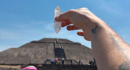 Shawn Mendes sorprende al cargarse de energía en las pirámides de Teotihuacán