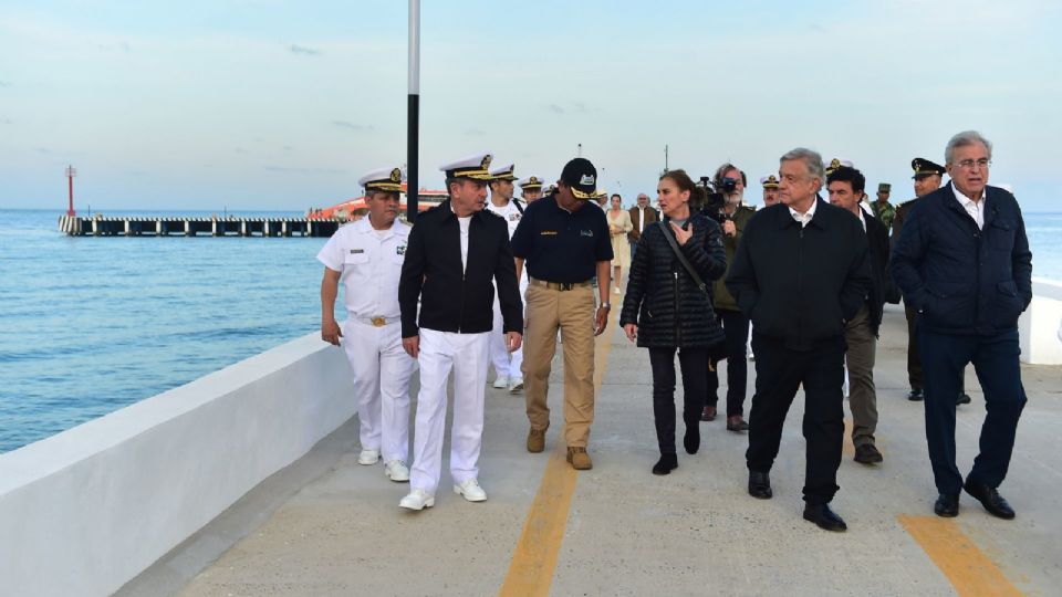 El presidente López Obrador en la inauguración del centro turítico Islas Marías.