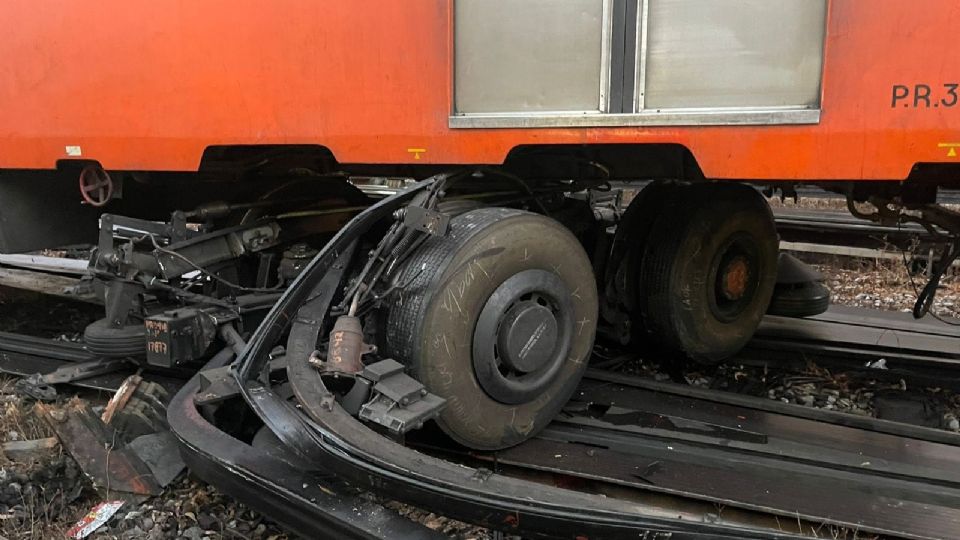 Metro de la CDMX: Se descarrila un tren en Indios Verdes