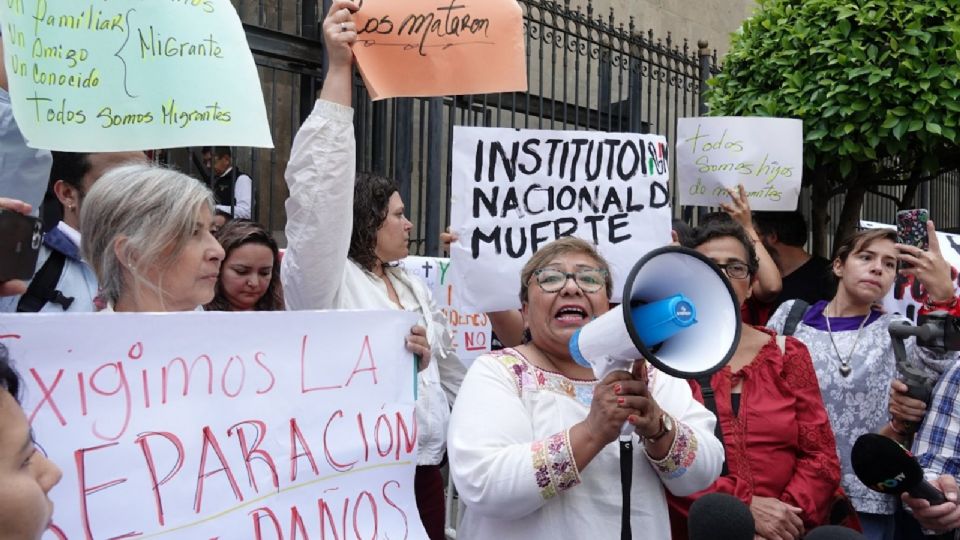 Diversas organizaciones no gubernamentales en defensa de los Derechos Humanos de los migrantes e inmigrantes.