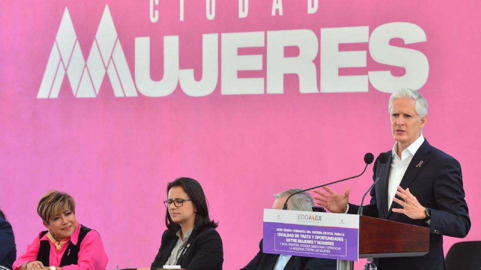 Alfredo del Mazo, gobernador del Edomex, en la inauguración de Ciudad Mujeres.