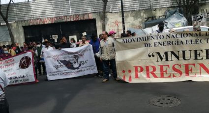 Cerrada la vialidad en Gobernacion por manifestantes del MNUEE