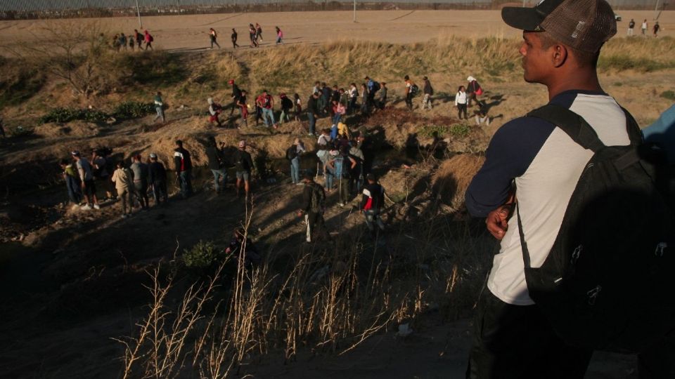 Migrantes en la frontera con EU.