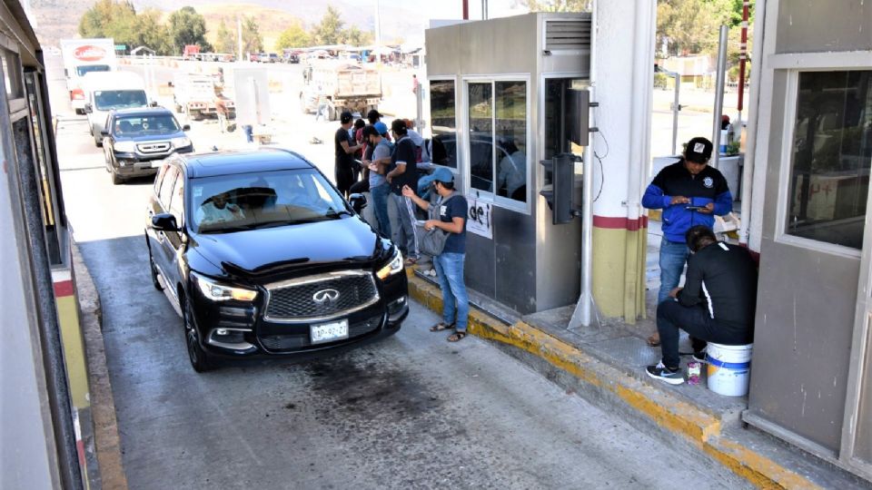 Proponen descuento en casetas en periodo vacacional.