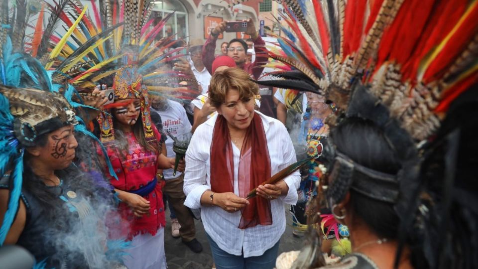 En Atención a los Feminicidios, la maestra Delfina Gómez ha propuesto reunirse con las familias de las víctimas.