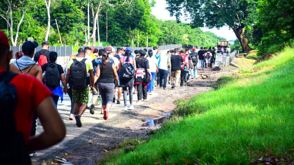 El gobierno de México colaborará con el de EU ante la llegada de migrantes.