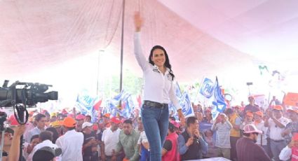 Integrantes de MC, Morena y Líderes Unidos se suman a la campaña de Alejandra Del Moral