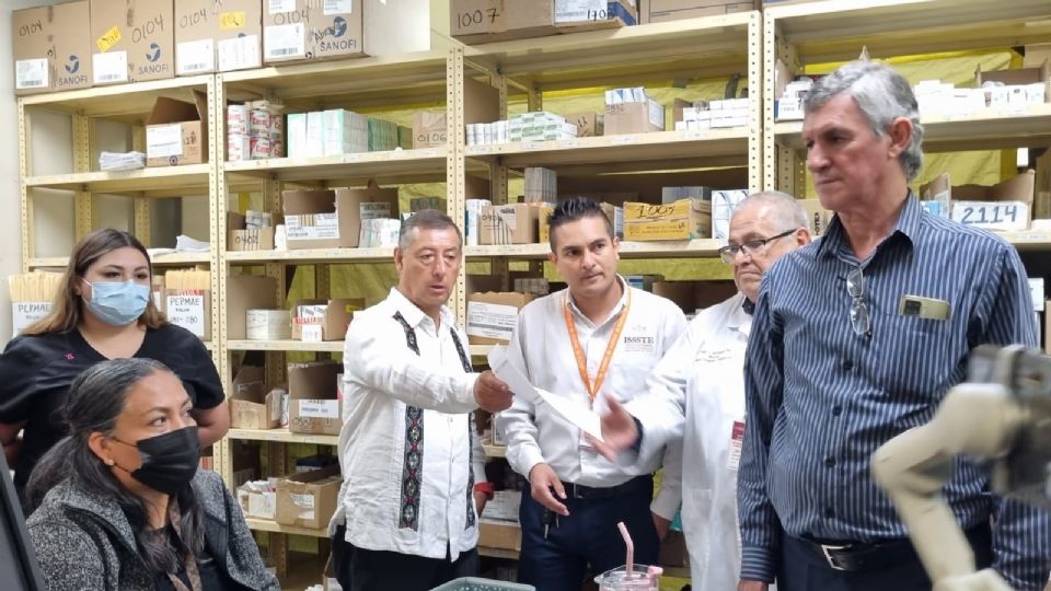 Pedro Zenteno Santaella, director general del Issste, de visita en Nuevo León.