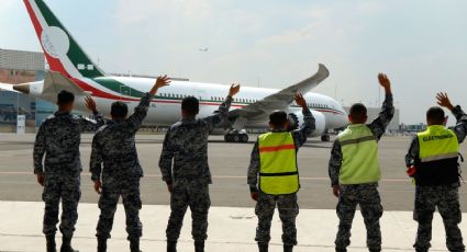 ¡Se fue! Avión Presidencial, con cambio de look, vuela rumbo a su nuevo hogar